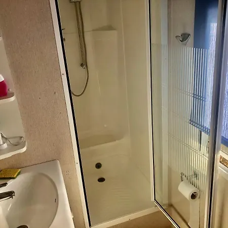 Mobilhome-6voyageurs-clim-wifi-piscine-plage キャンプ場