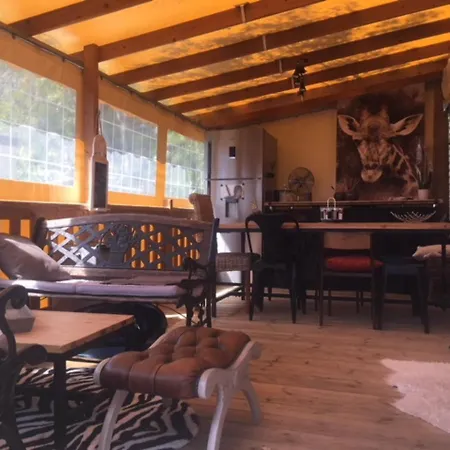 Mobilhome-6voyageurs-clim-wifi-piscine-plage Hyeres